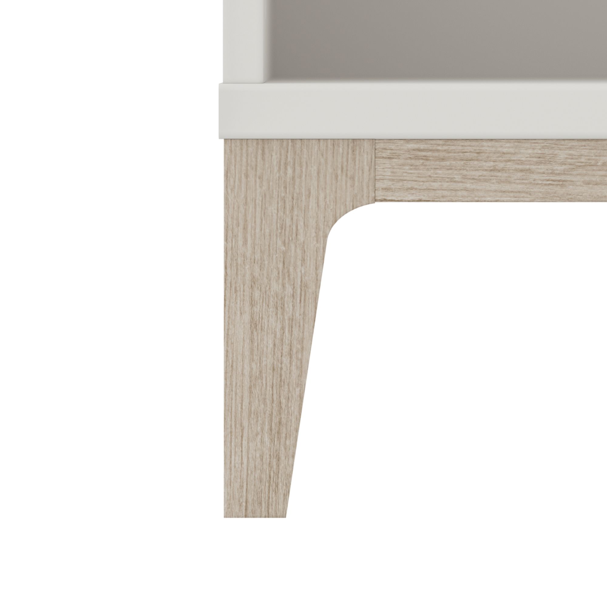 Möbelbein aus hellem Holz mit weißem und beigem Rahmen vor weißem Hintergrund.